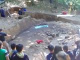 Učenici na arheološkom lokalitetu-10