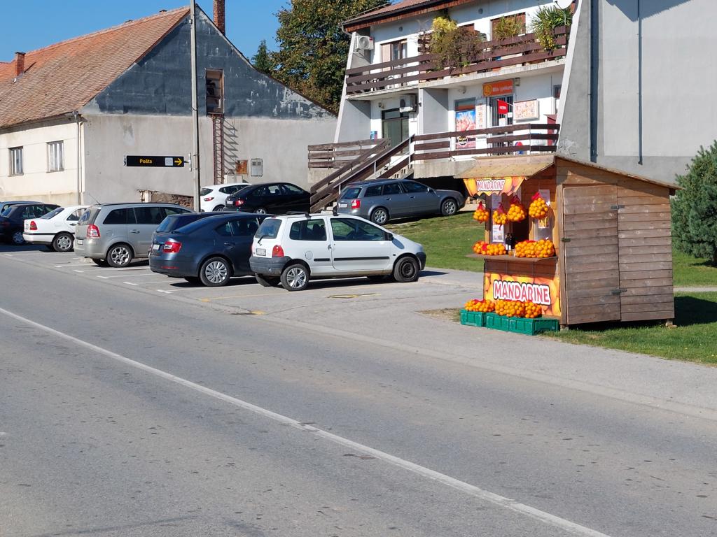 Prodaja poljoprivrednih proizvoda na štandu